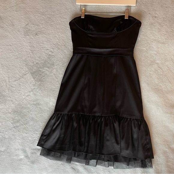 Bcbg MaxAzaria Black Strapless  Mini Cocktail Dress in size 02 - Picture 8 of 15